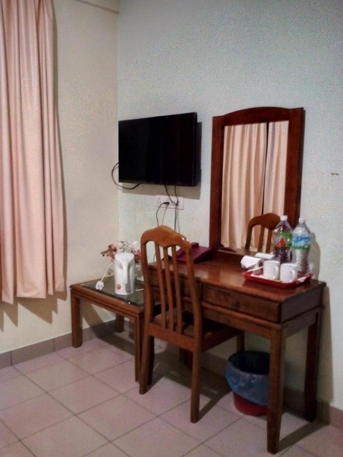 Century Hotel Inanam Kota Kinabalu Ngoại thất bức ảnh