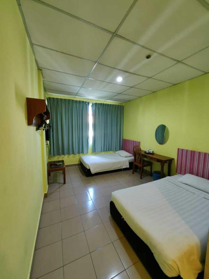 Century Hotel Inanam Kota Kinabalu Ngoại thất bức ảnh