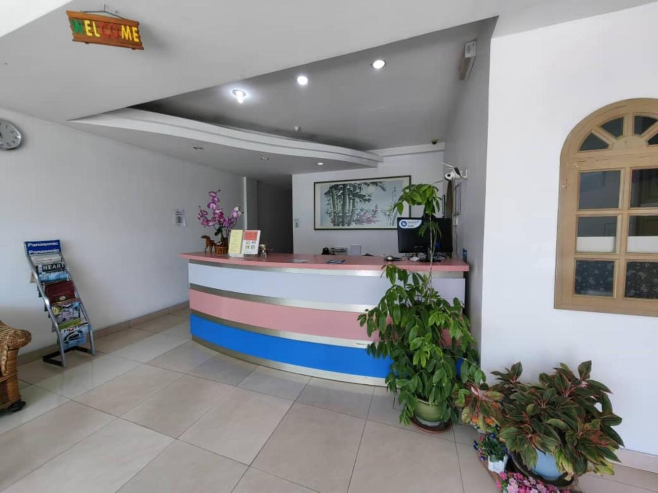 Century Hotel Inanam Kota Kinabalu Ngoại thất bức ảnh