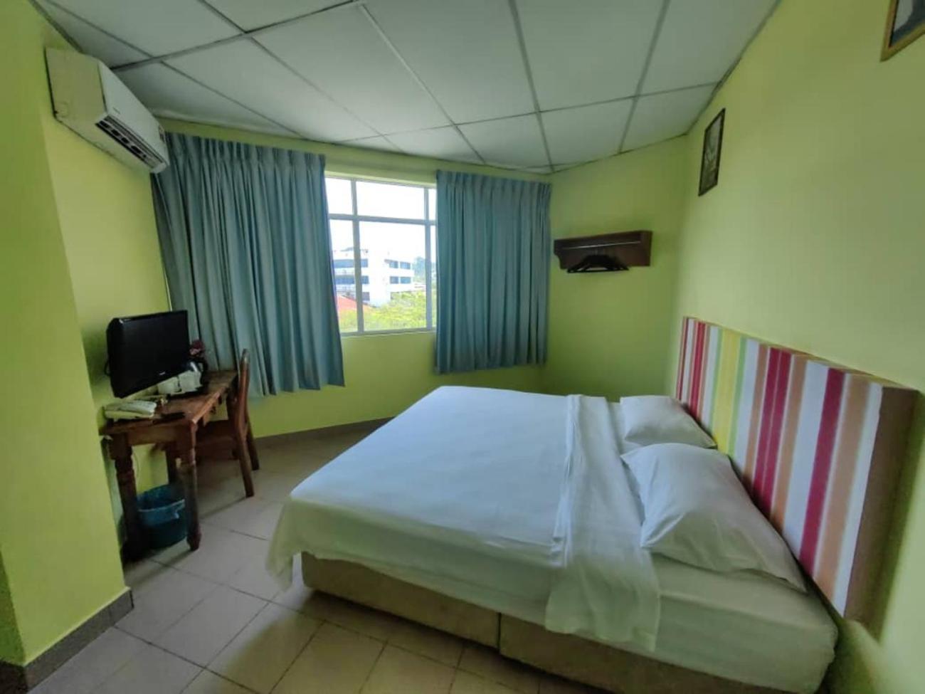 Century Hotel Inanam Kota Kinabalu Ngoại thất bức ảnh