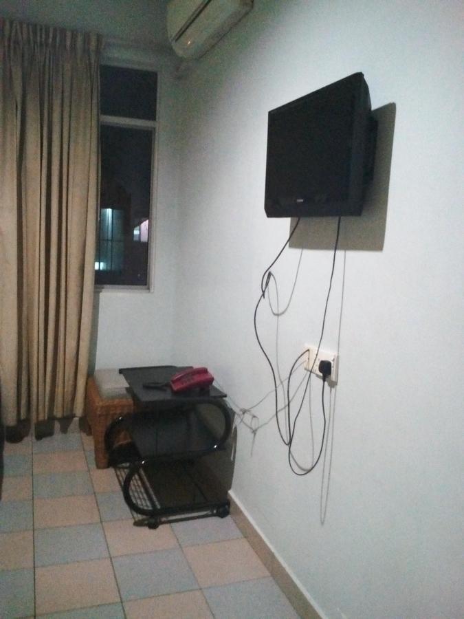 Century Hotel Inanam Kota Kinabalu Ngoại thất bức ảnh