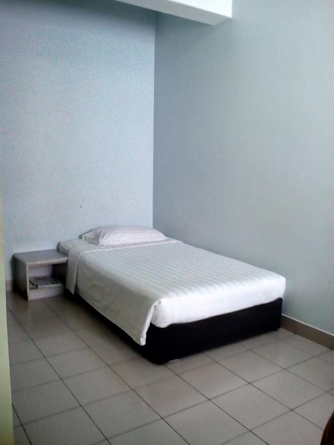 Century Hotel Inanam Kota Kinabalu Ngoại thất bức ảnh
