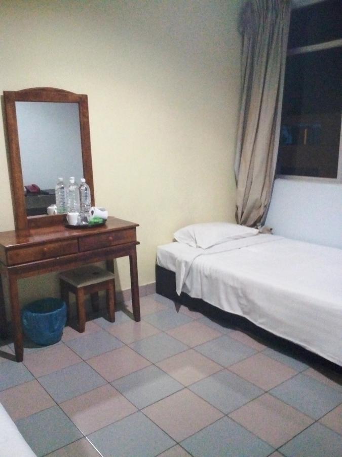 Century Hotel Inanam Kota Kinabalu Ngoại thất bức ảnh