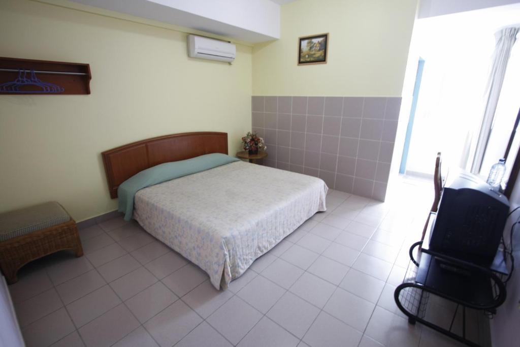 Century Hotel Inanam Kota Kinabalu Ngoại thất bức ảnh